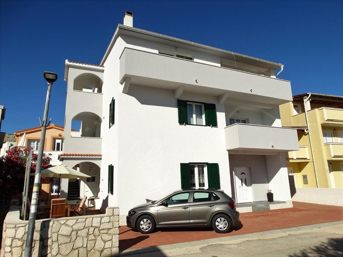 פג Apartments By The Sea Pag - 16100 מראה חיצוני תמונה