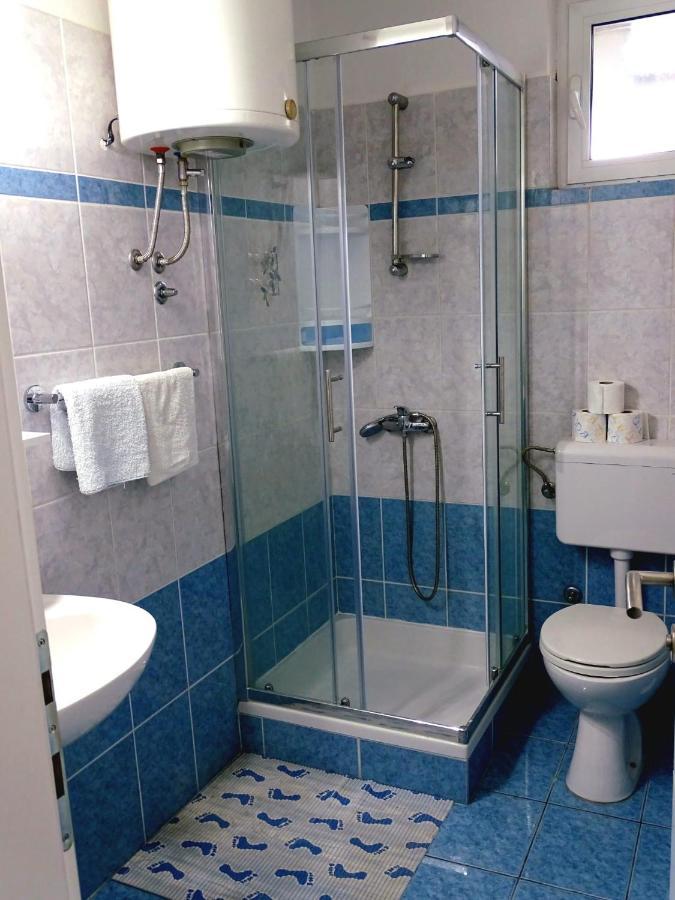 פג Apartments By The Sea Pag - 16100 מראה חיצוני תמונה