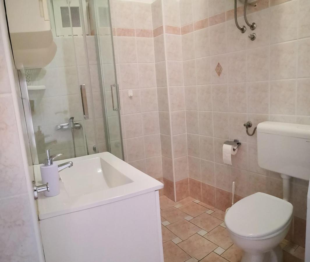 פג Apartments By The Sea Pag - 16100 מראה חיצוני תמונה