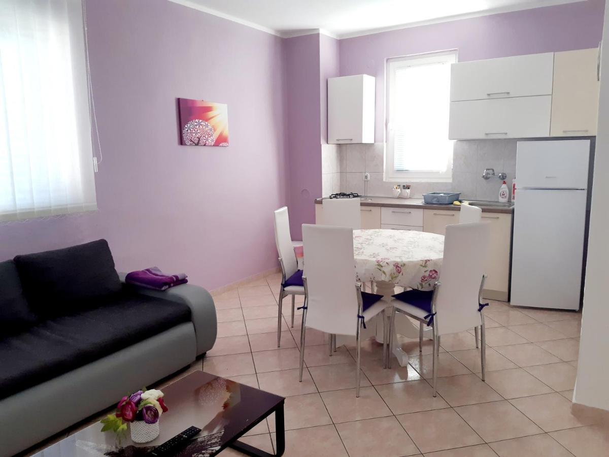 פג Apartments By The Sea Pag - 16100 מראה חיצוני תמונה