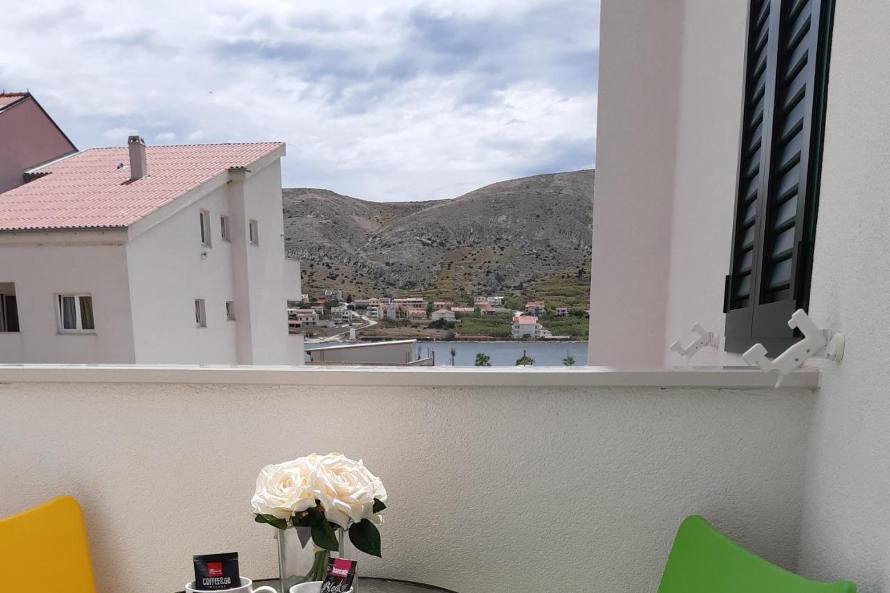 פג Apartments By The Sea Pag - 16100 מראה חיצוני תמונה