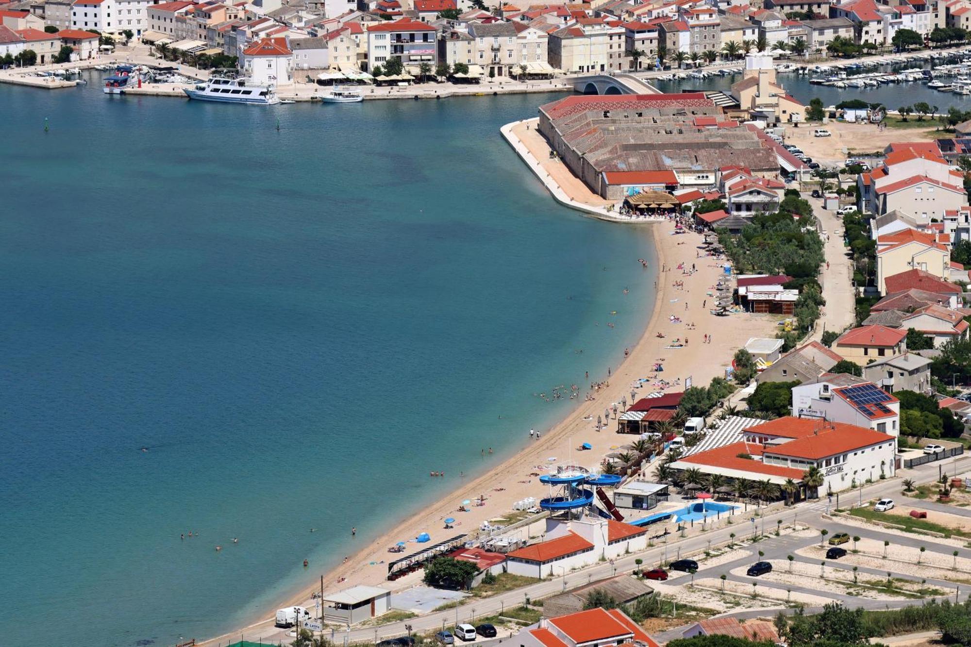 פג Apartments By The Sea Pag - 16100 מראה חיצוני תמונה